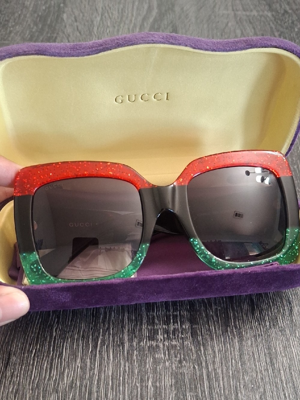 New/ Gucci- Womens Square Black Sunglasses w Red & Green Accents - Picture 7 of 7